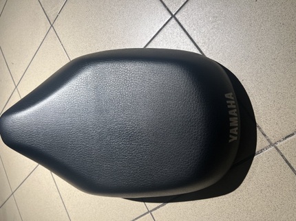 Сиденье Yamaha