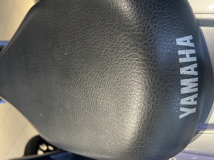 Сиденье Yamaha